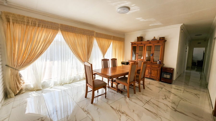 3 Bedroom Property for Sale in La Hoff North West